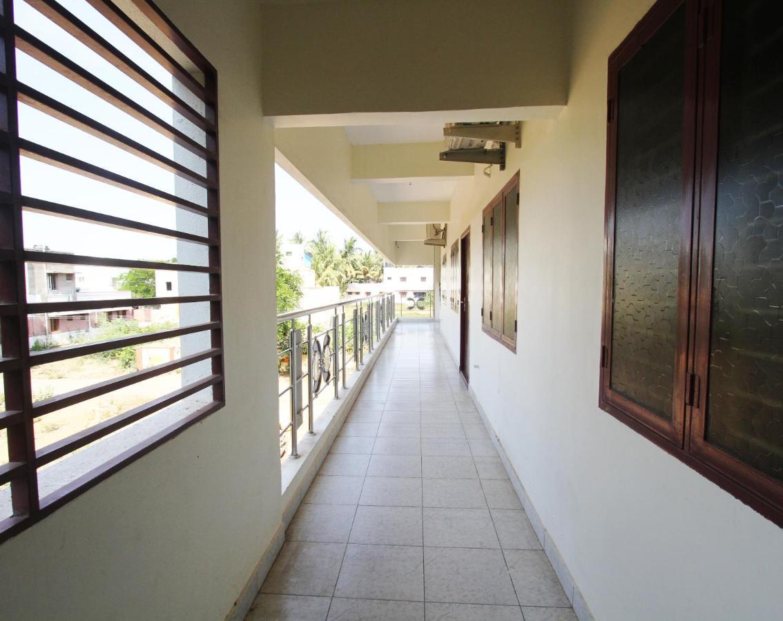 Lakshana Service Apartment - Big Temple Thanjavur Buitenkant foto